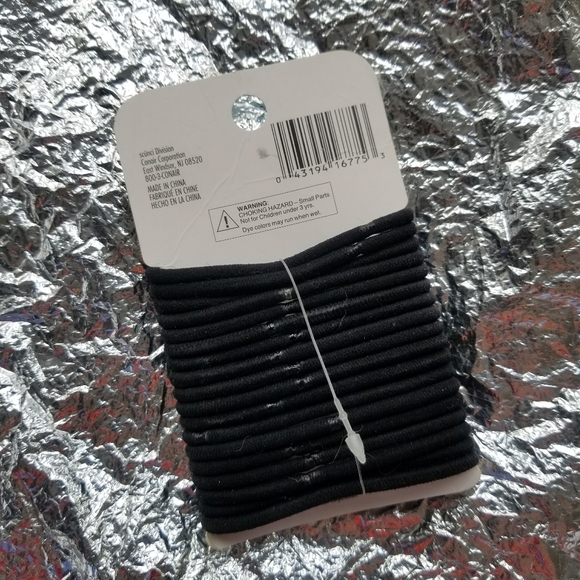 🍒 5/$20 new Scunci Effortless Beauty Hair Ties 18pc - Picture 2 of 3